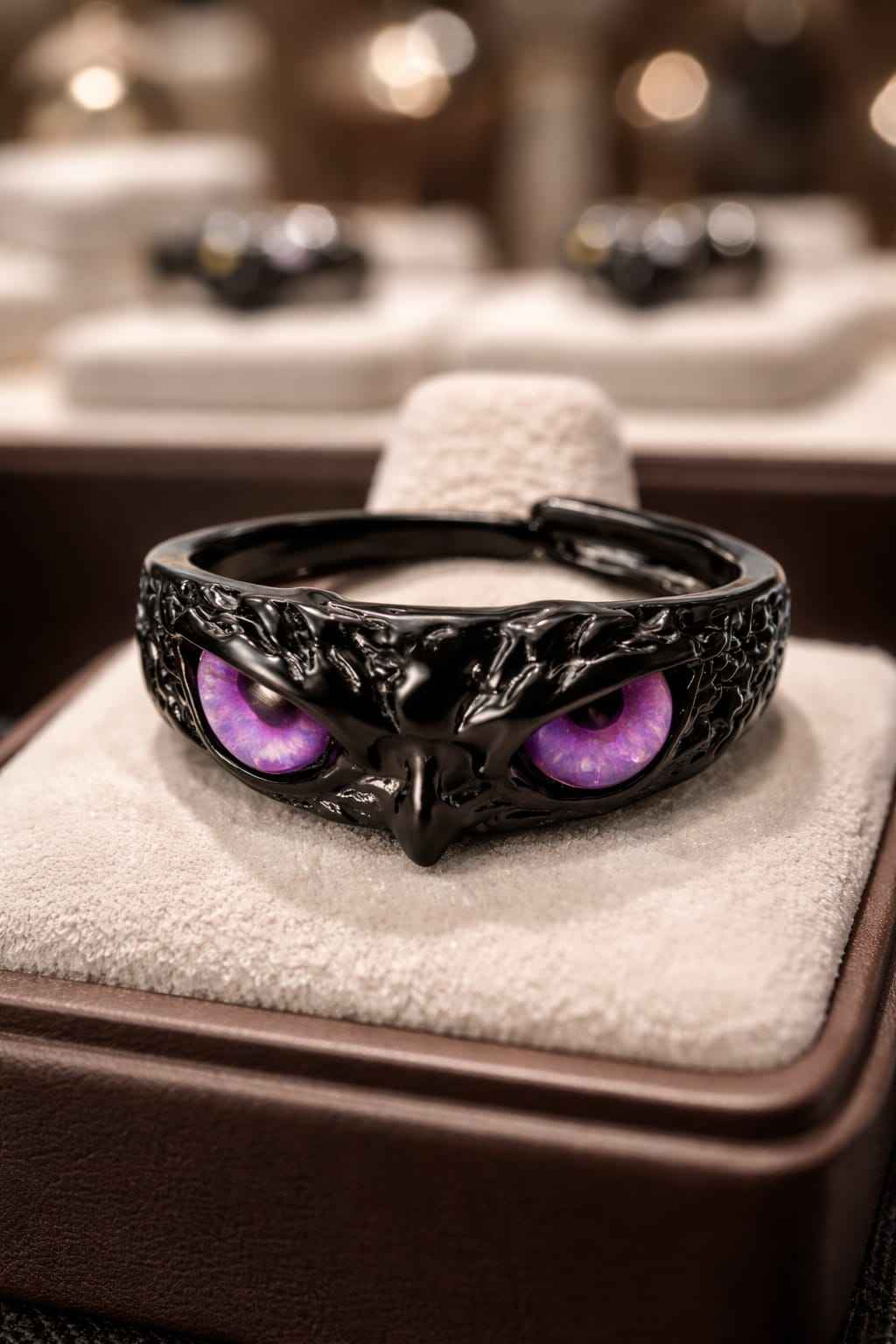 Black Raven Skull Ring with Purple Eyes – Gothic Bird Skull Statement Ring – Dark Fantasy Jewelry for Men & Women
