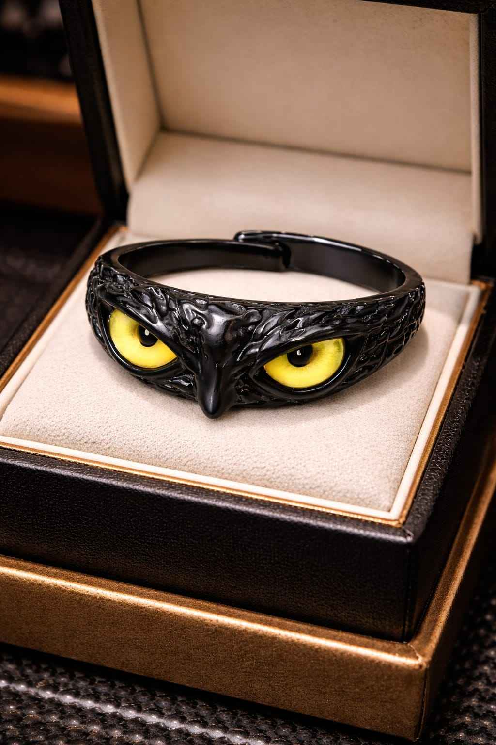Black Raven Owl Ring with Yellow Eyes – Gothic Adjustable Bird Skull Statement Ring – Dark Fantasy Jewelry