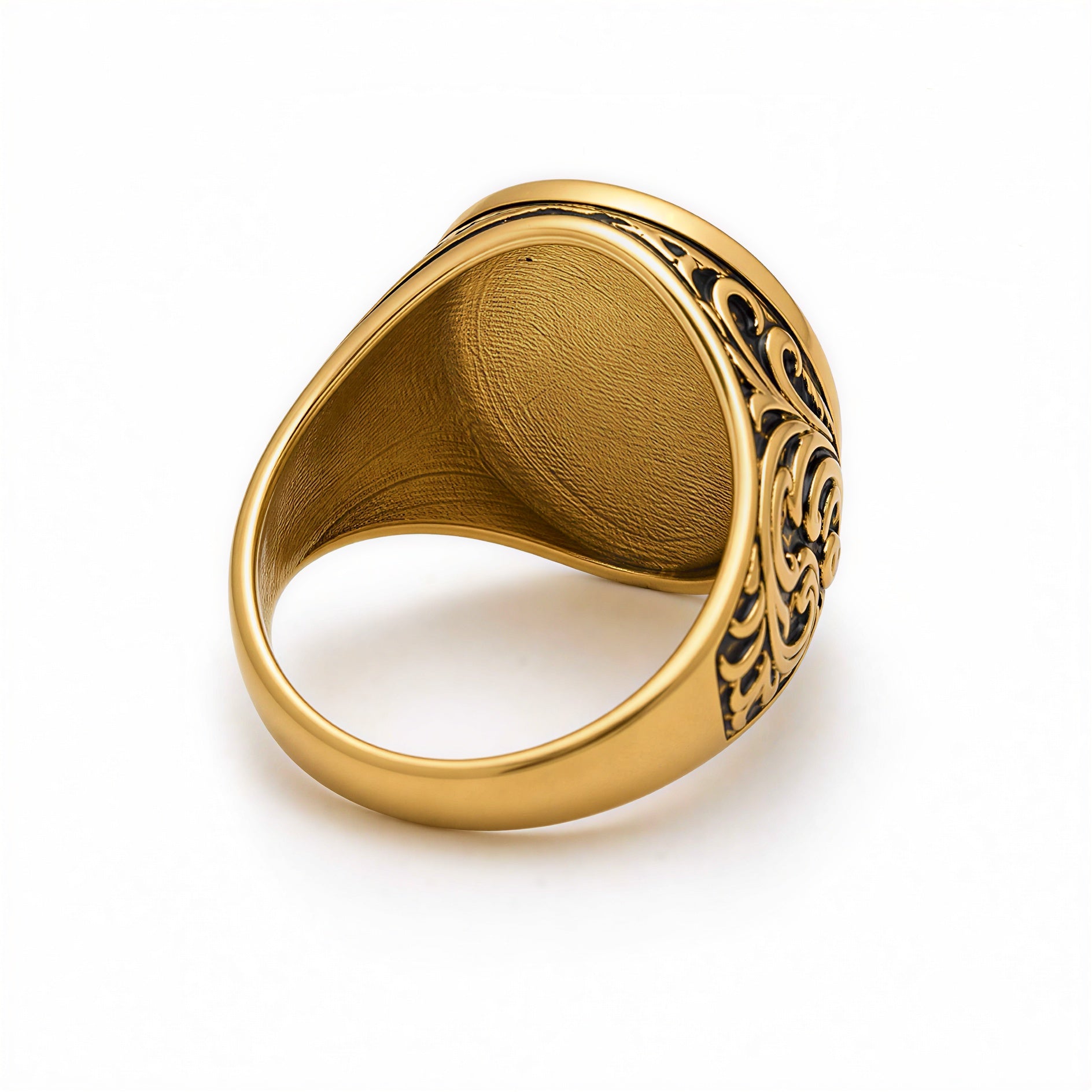mens gold plated ring back side design engraved detail view
