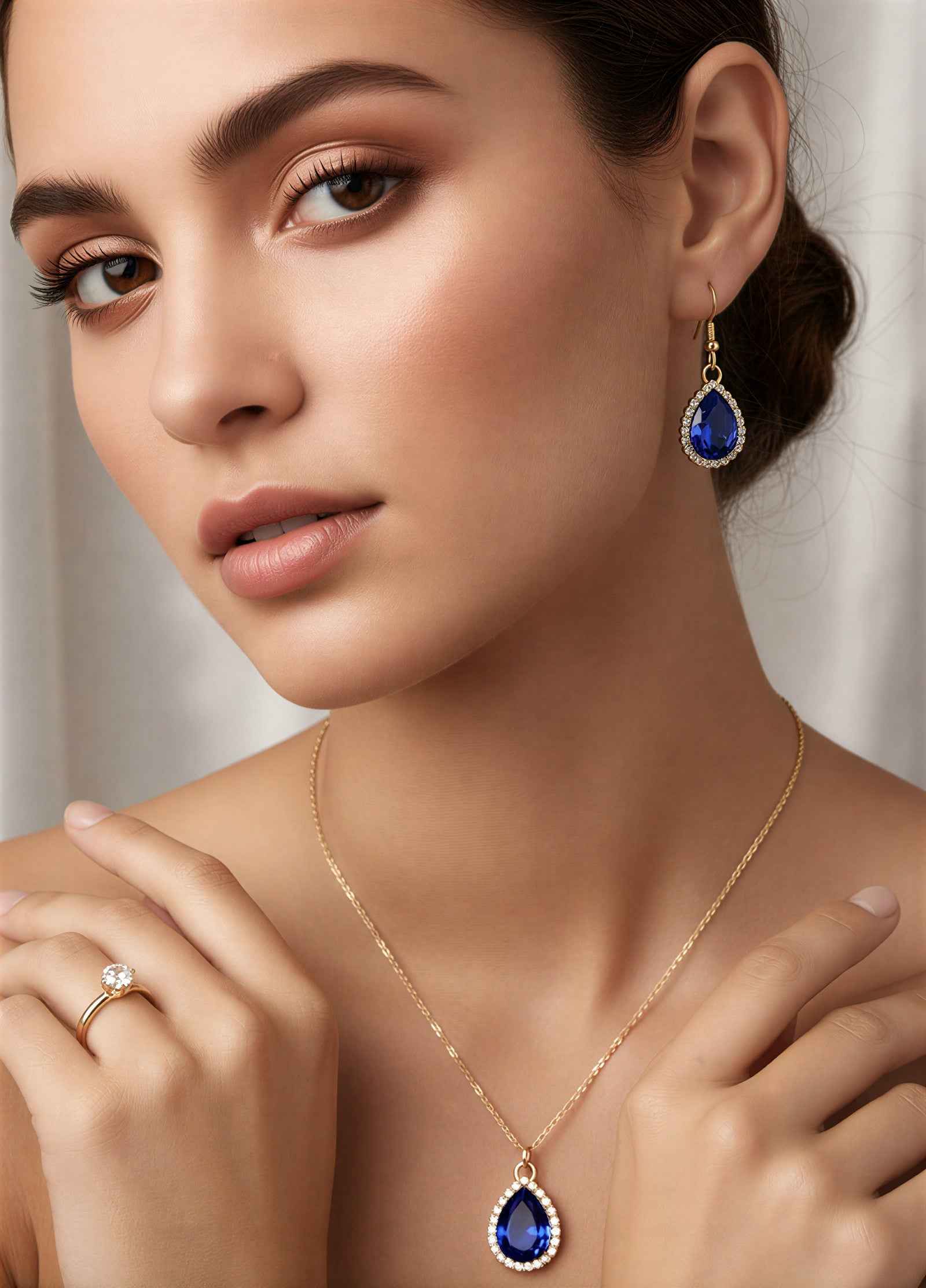 Royal Blue Teardrop Sapphire Crystal Jewelry Set – Gold Necklace & Earrings with Halo Rhinestones